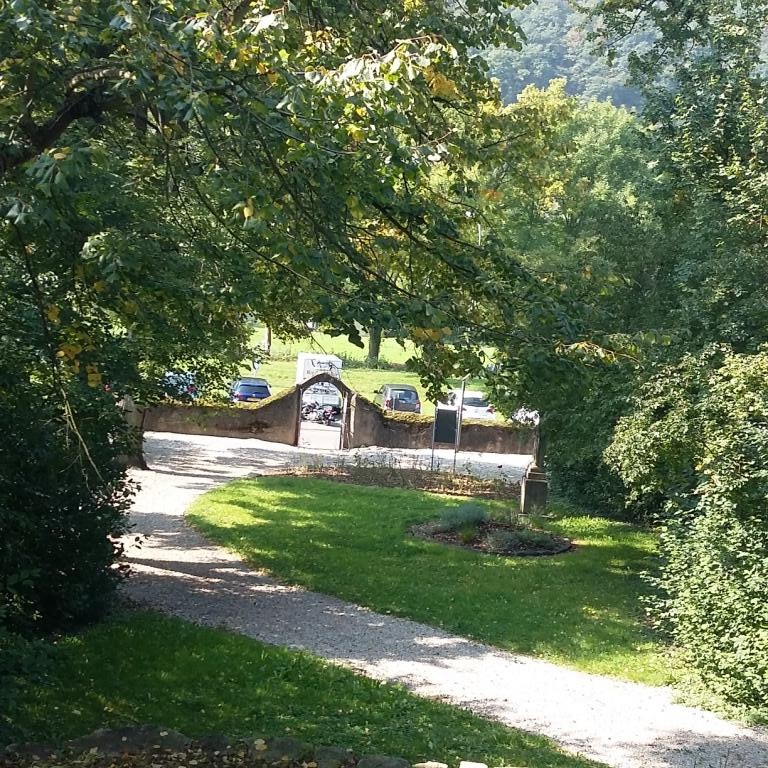 parc près de la chapelle