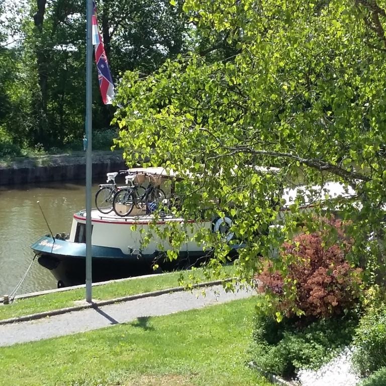 PETITE PéNICHE A LAGARDE
