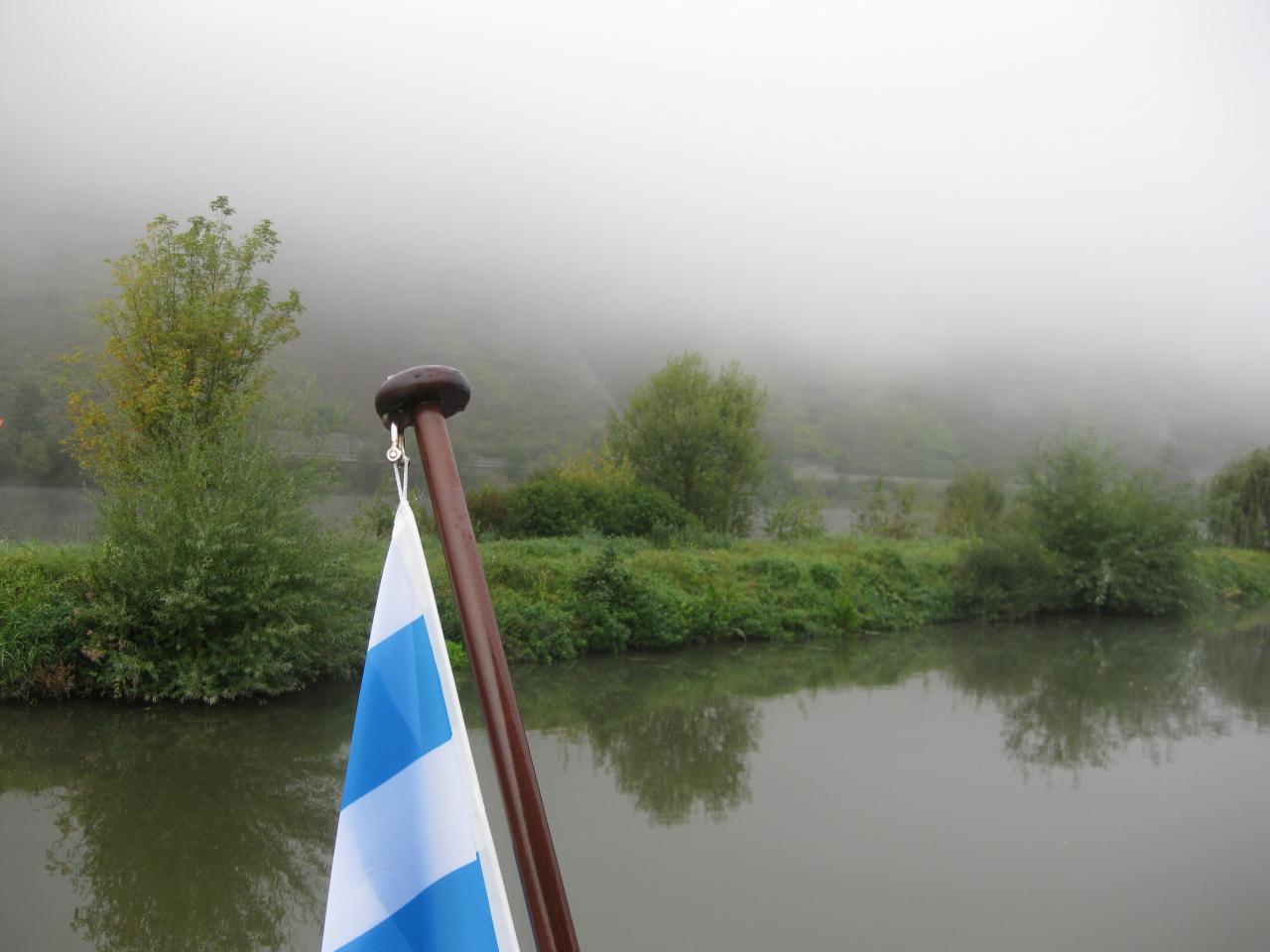 sous le brouillard