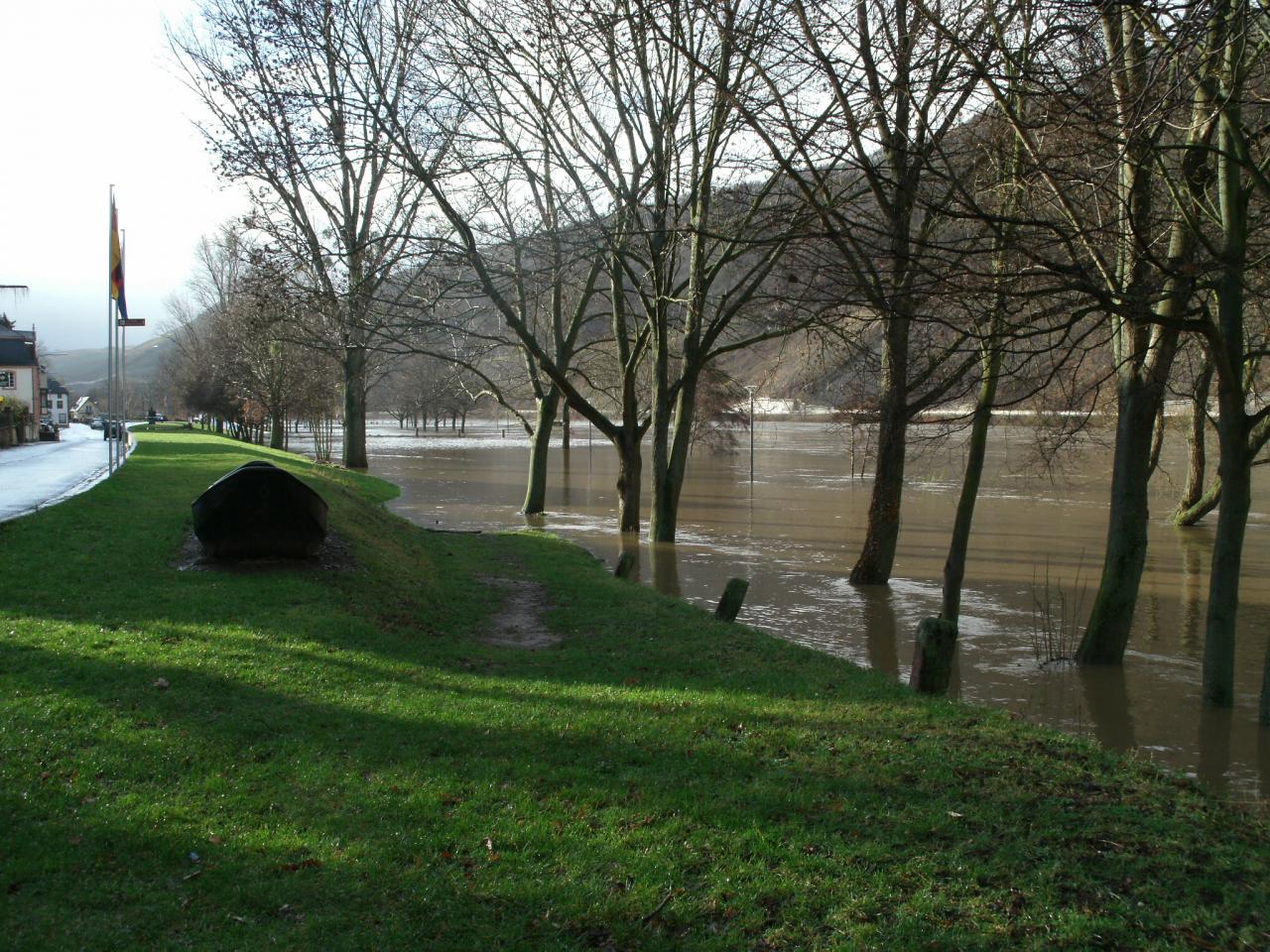 BERGES DE NEUMAGEN-DHRON
