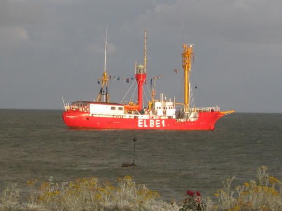ELBE 1 ANCRÉE À HELGOLAND