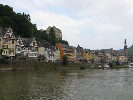 VUE DE BERNKASTEL