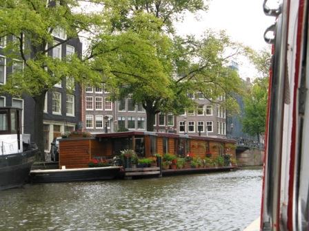 HOUSE BOAT