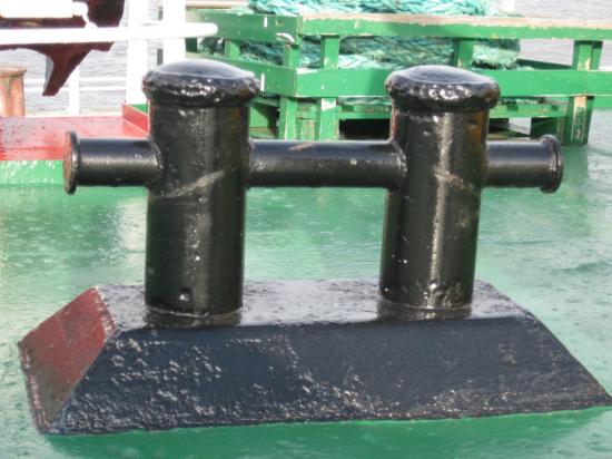POUR FIXER LES AMARRES