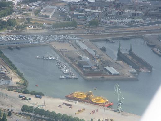 LE PORT DE PLAISANCE VU DU CIEL