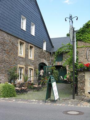 TERRASSE FLEURIE