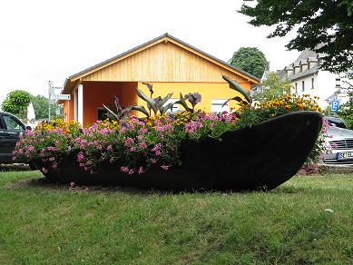 La barque fleurie