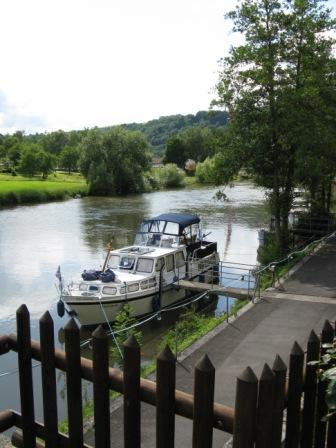 A DAUSENAU