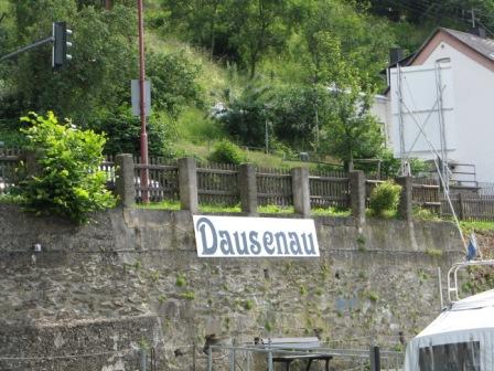 DAUSENAU