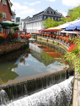 CHUTE D'EAU DE LA LEUK