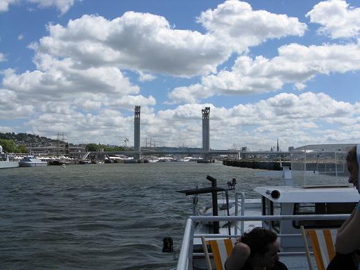 VUE DE LA SEINE SUR LE PONT FLAUBERT