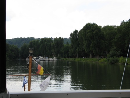 ARRIVÉE RHEINLACHE