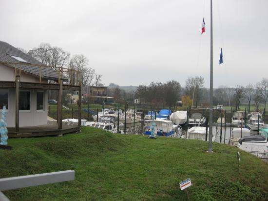 CLUBHOUSE DU PORT DE CORRE