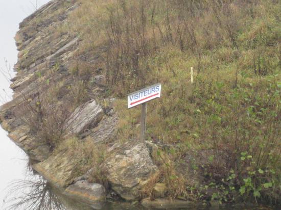 CORRE- QUAI POUR VISITEURS