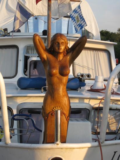 VUE DE FACE AU SOLEIL COUCHANT