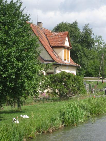 MAISON ÉCLUSIÈRE