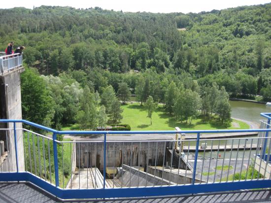 VUE D'EN HAUT