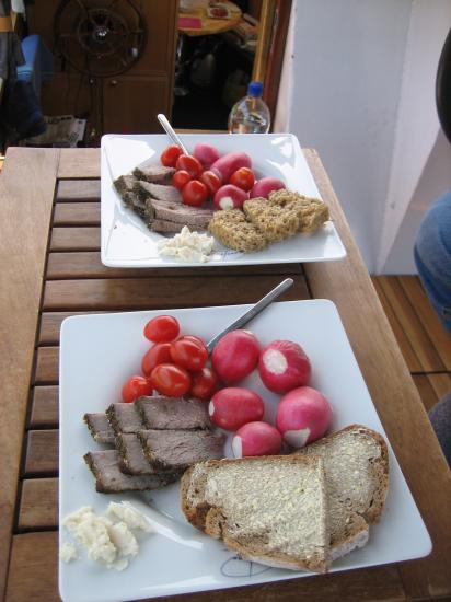 LUNCH TIME