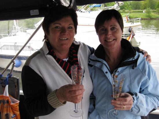 VIVIANE & BEATE