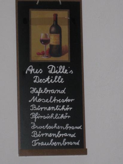 AUS DILLÉ DISTILLE