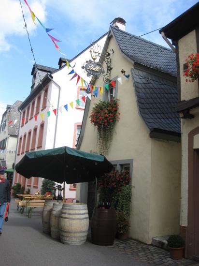 DISTILLE, WEIN UND SEKTHAUS R. DILLÉ