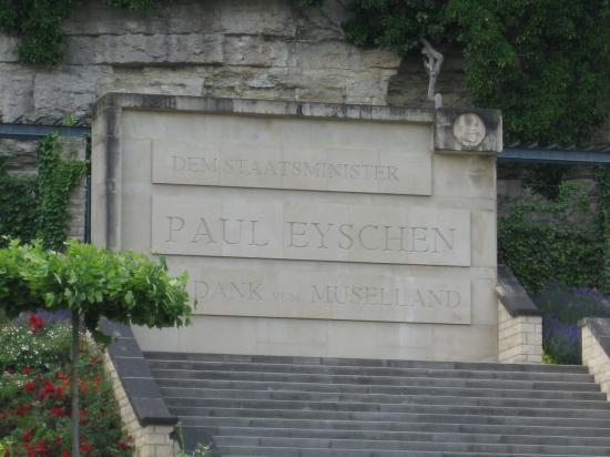 MEMORIAL PAUL EISCHEN