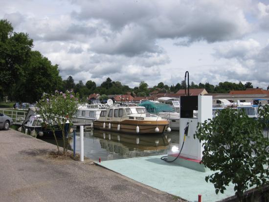 PORT SUR SAONE- FRANCHE COMTÉ NAUTIC