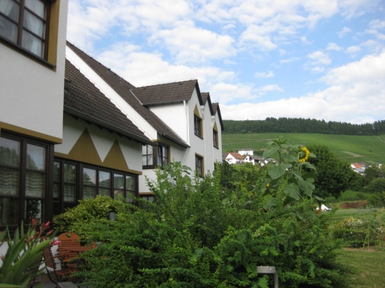 L'HOTEL CÔTÉ JARDIN