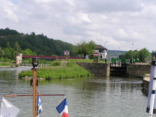 arrivée à une écluse