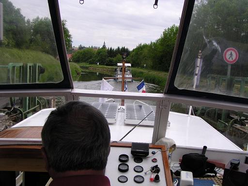 Le Capitaine aux commandes