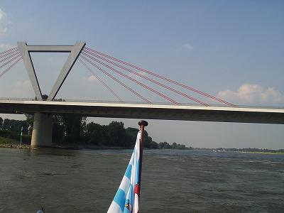 Pont sur le Rhin avant Lorick
