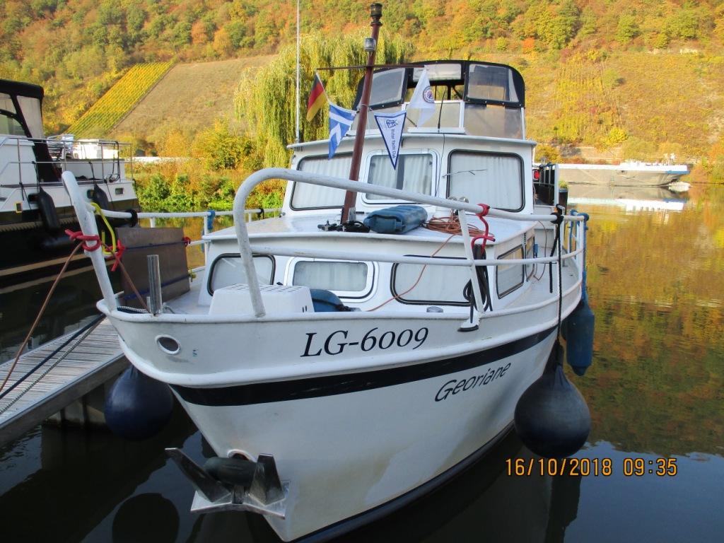 AU PORT