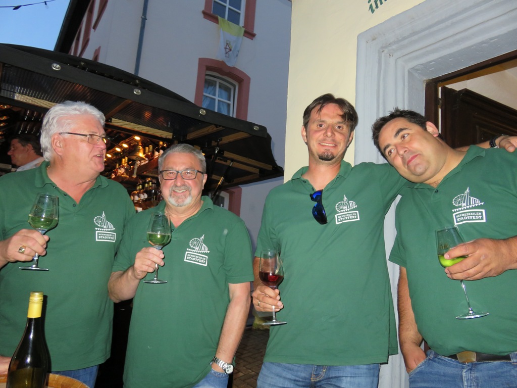 LE GROUPE DE HERMESKEIL
