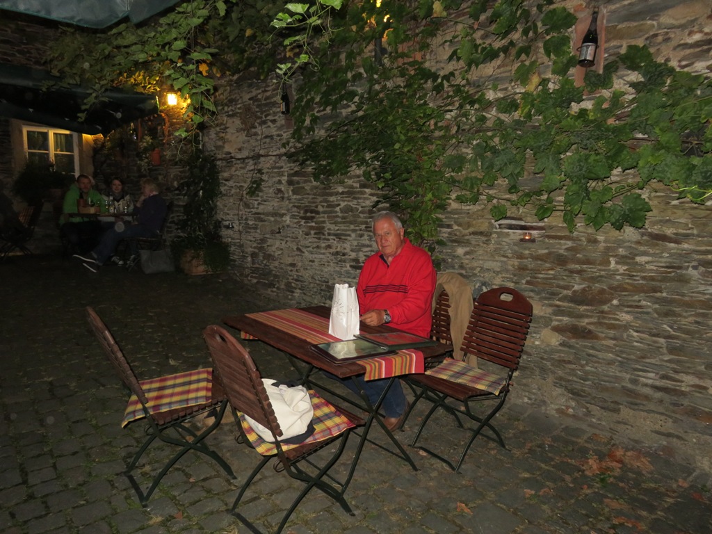 LA COUR DE CONSTANTIN