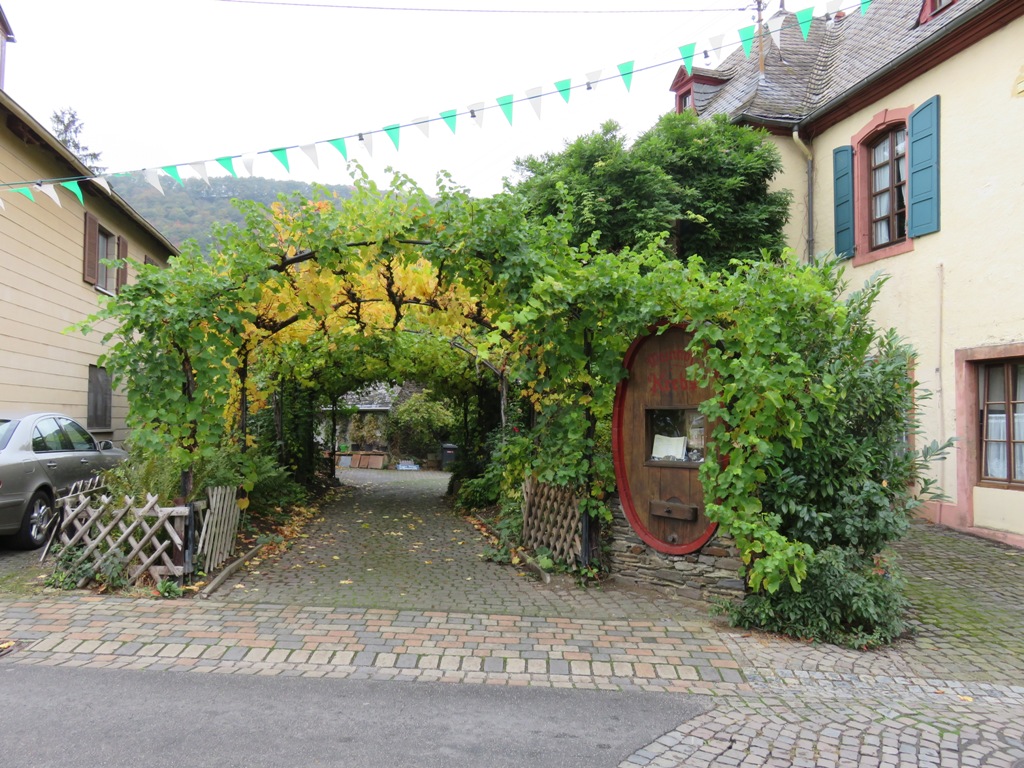 Côté entrée chez S. Krebs