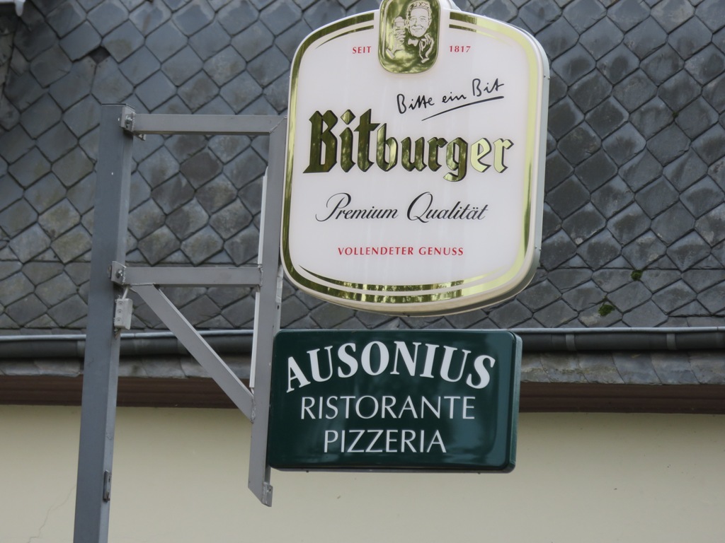Pizzeria AUSONIUS