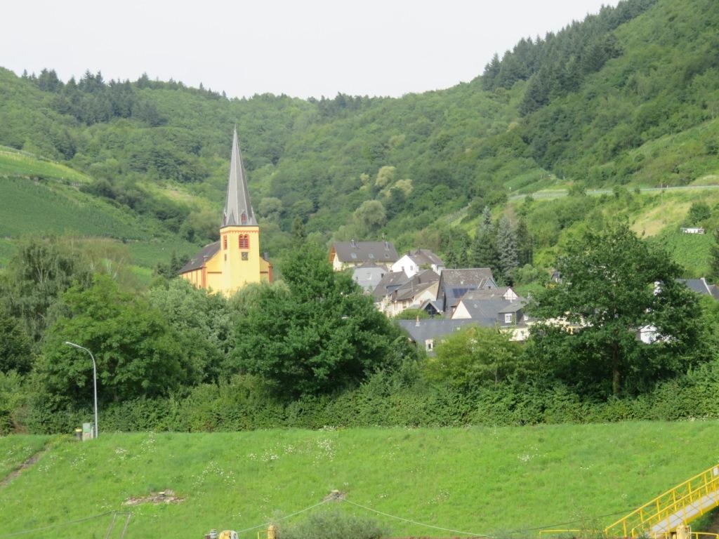 VILLAGE DE SENHEIM