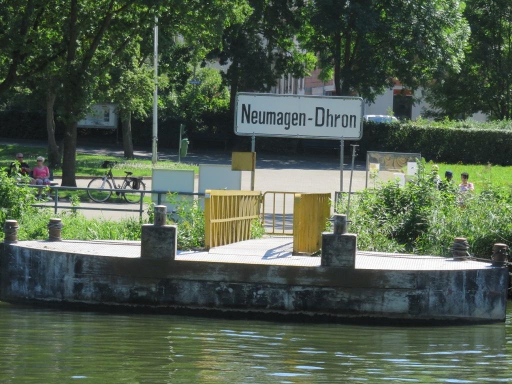 PONTON DE NEUMAGEN-DHRON