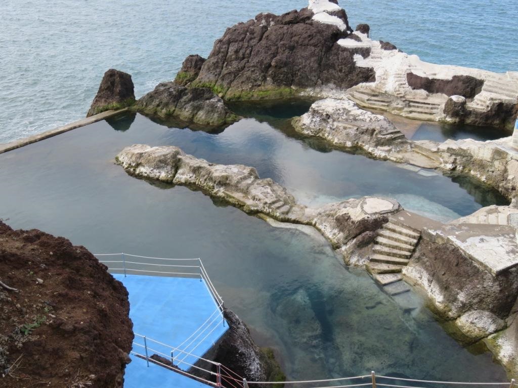 superbe piscine naturelle