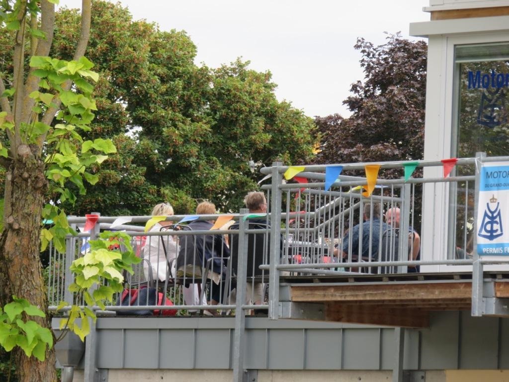 TERRASSE DE NOTRE NOUVEAU LOCAL