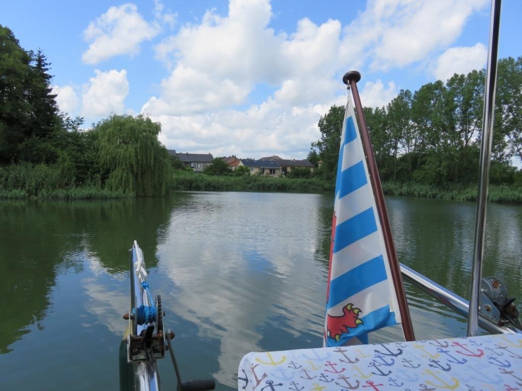 DANS LE PORT