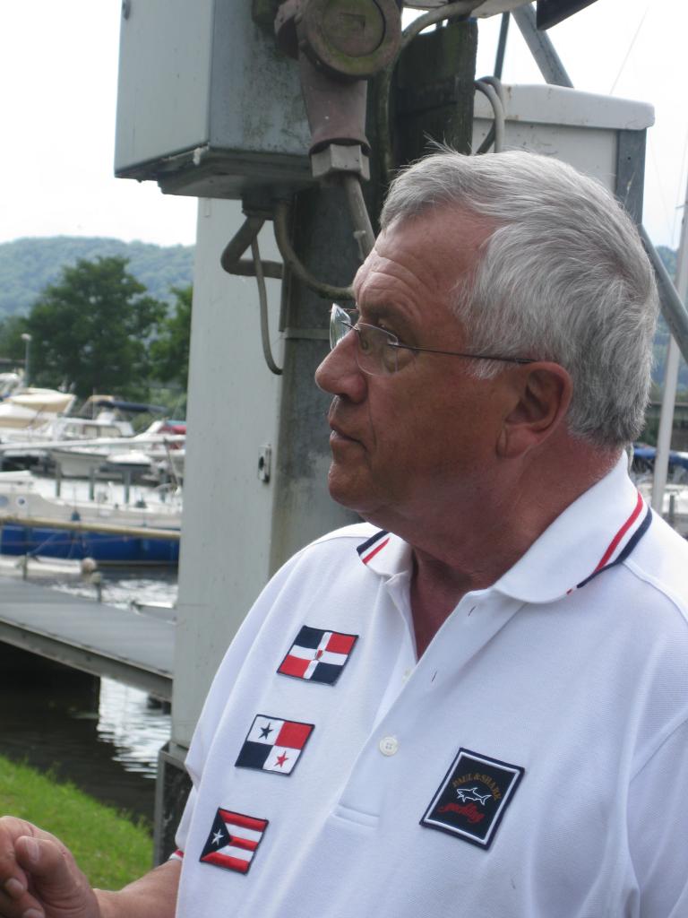MON CAPITAINE