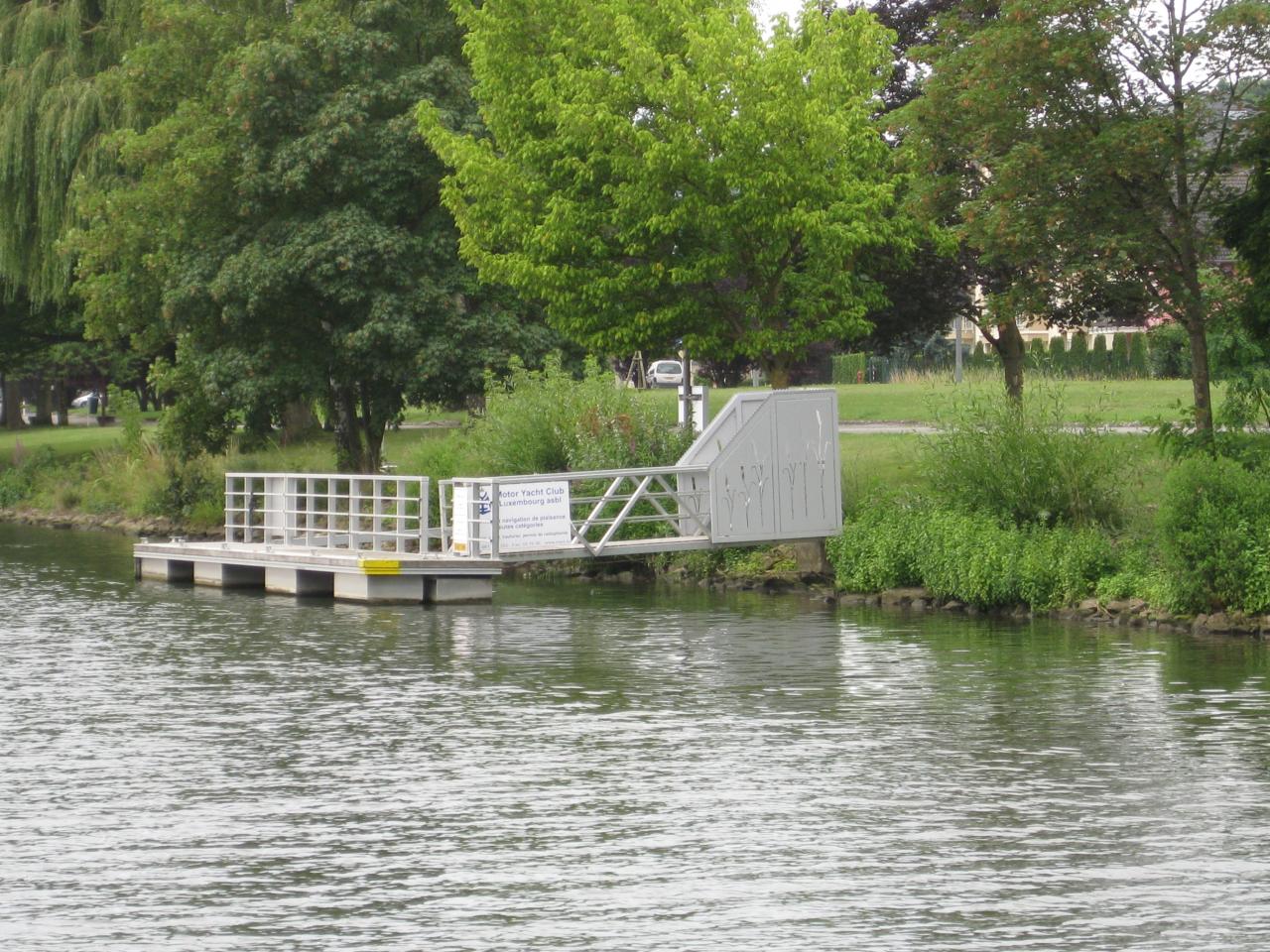 Le ponton du MYCL à Remich