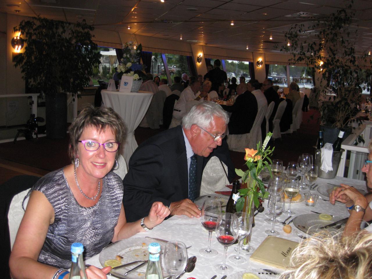 au dîner