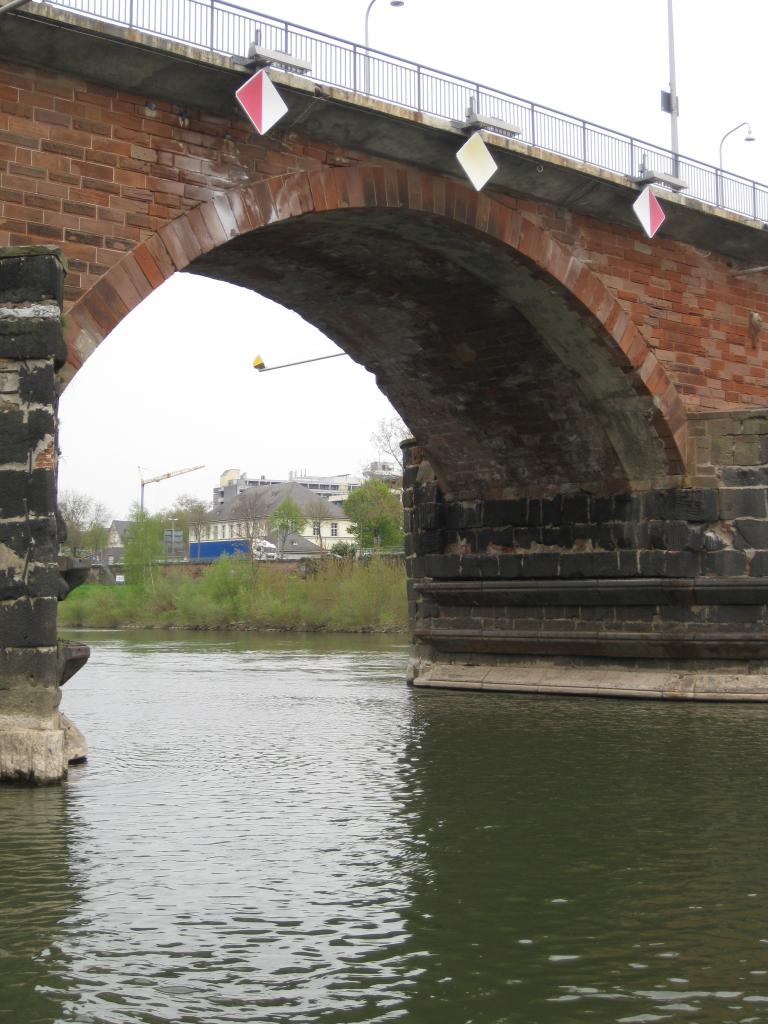 ARCHE DU PONT ROMAIN