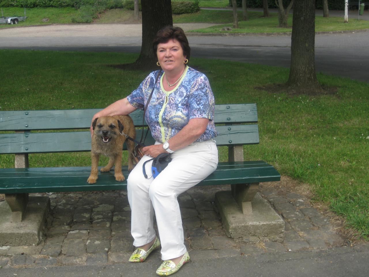 VIVIANE & ELVIS