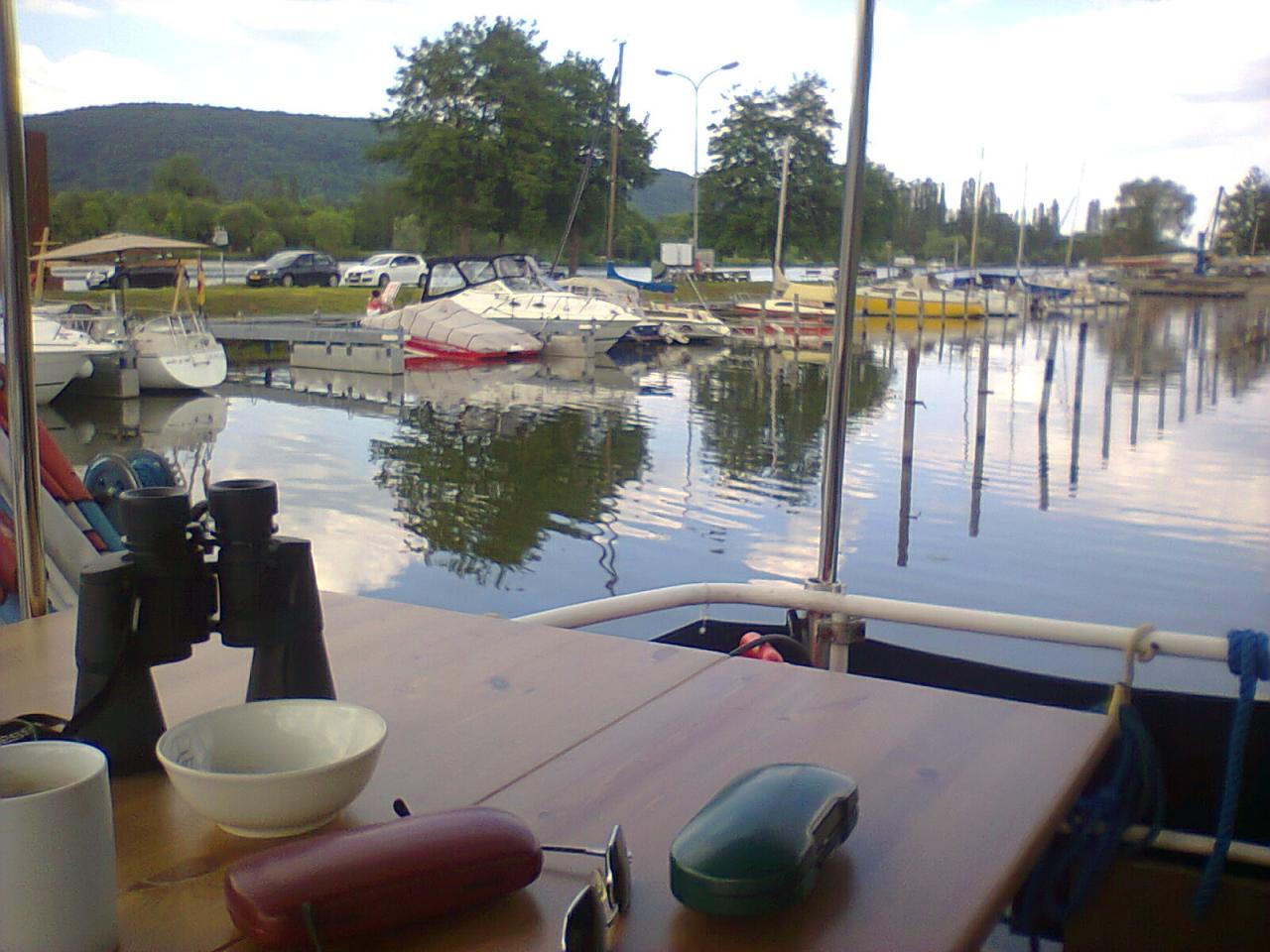 VUE SUR LE PORT