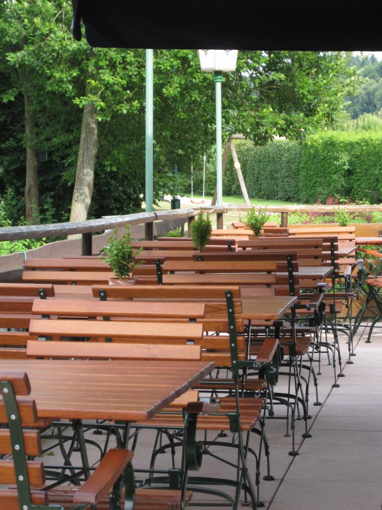 LA TERRASSE