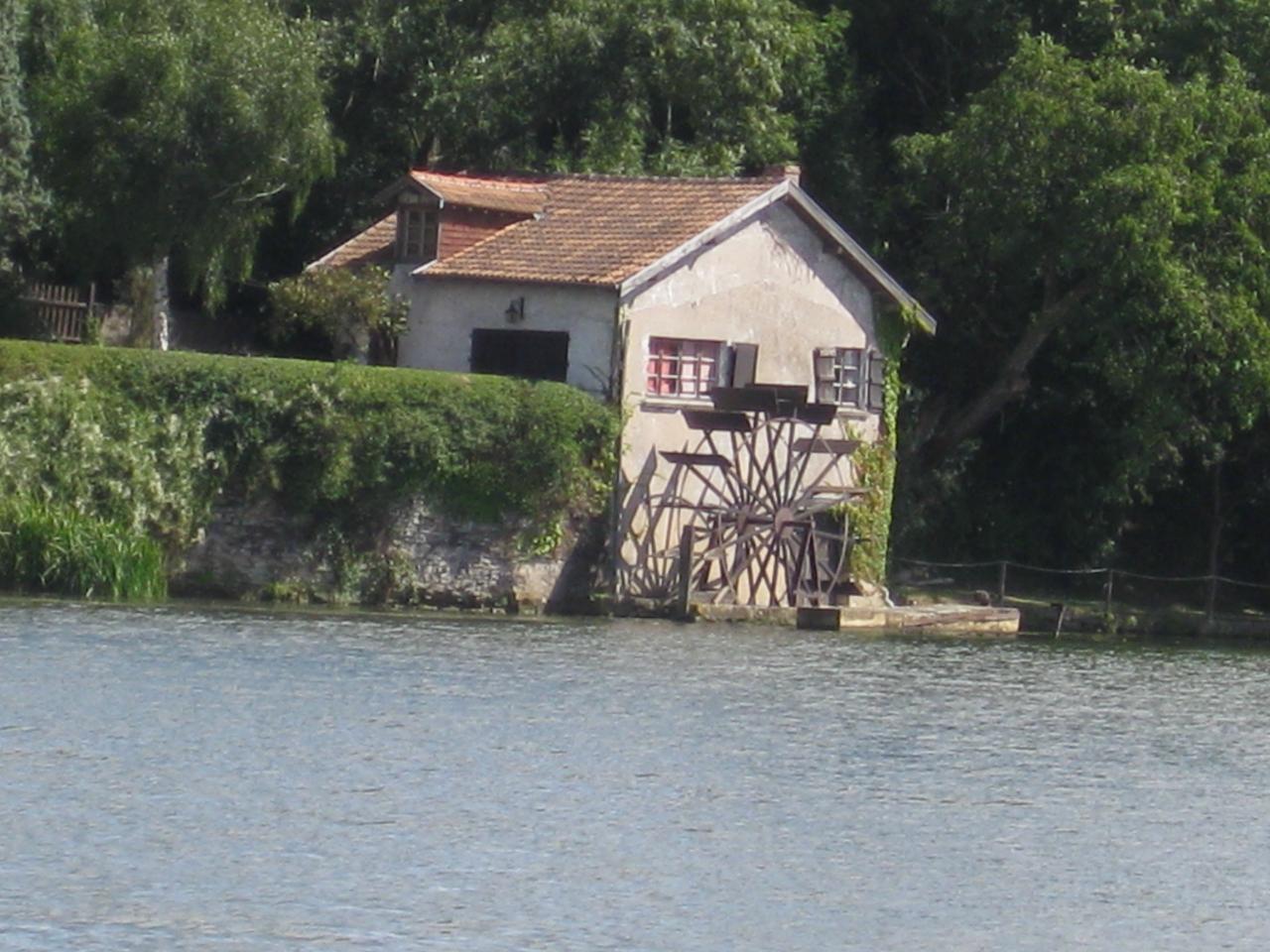 LE MOULIN DE LA MOSELLE