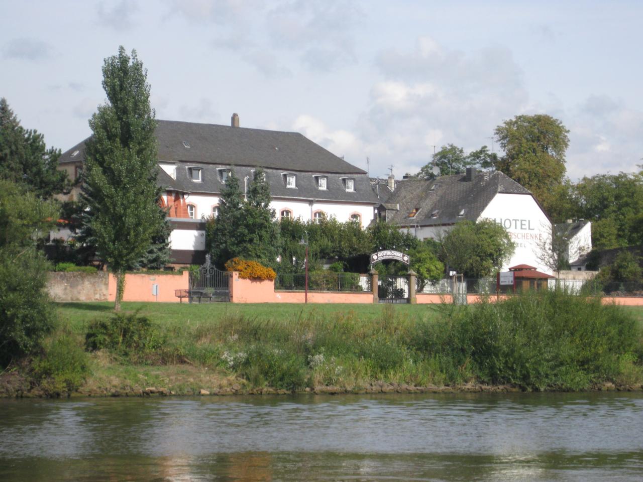 EN ROUTE VERS NEUMAGEN-DHRON